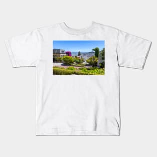 Lombard Street, San Francisco looking towards the Bay Kids T-Shirt